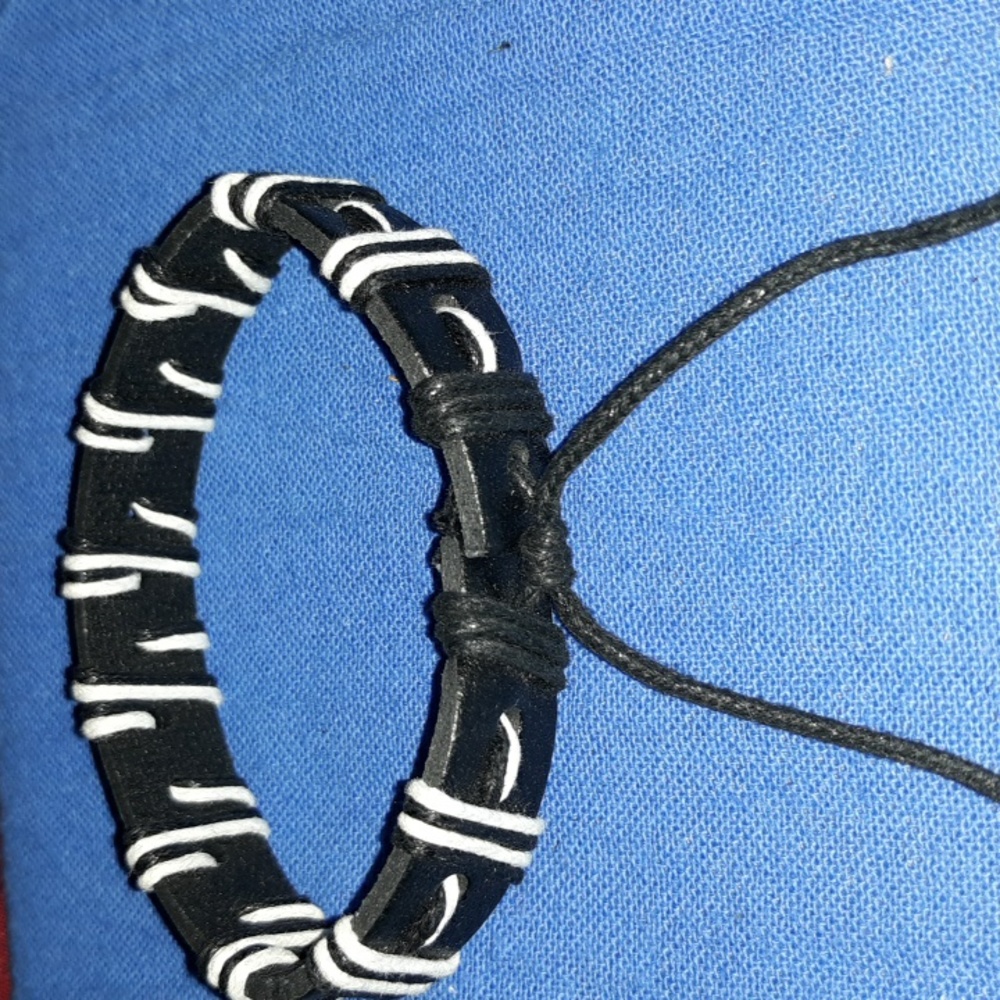 Bracelet - Picture 2 of 2
